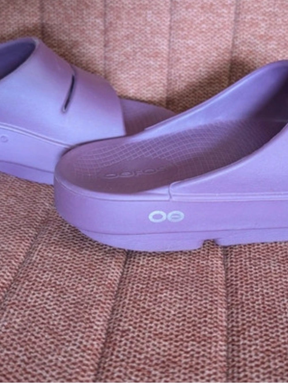 OOFOS OOahh Slide Sandals in Light Purple - Picture 2 of 3